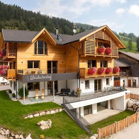 Waidacherhof Apartments Braies  Exterior photo